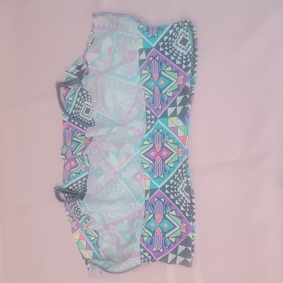 Malibu Barbie neon bikini top - Picture 7 of 9